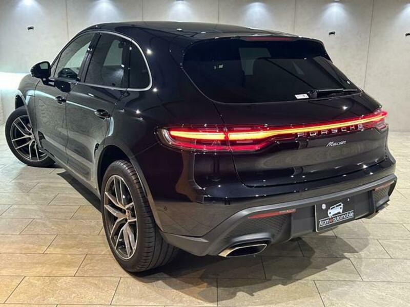 MACAN