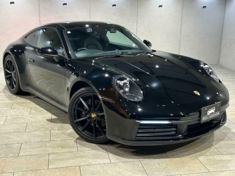 911