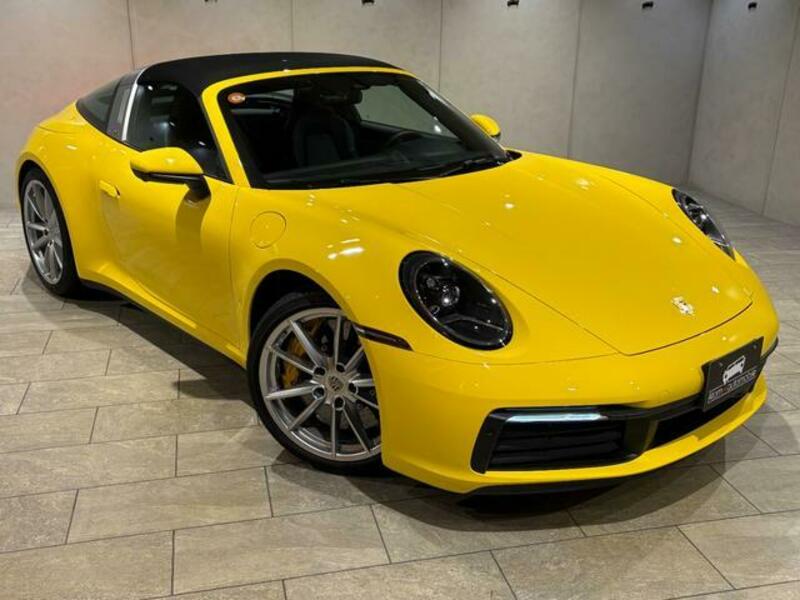 911