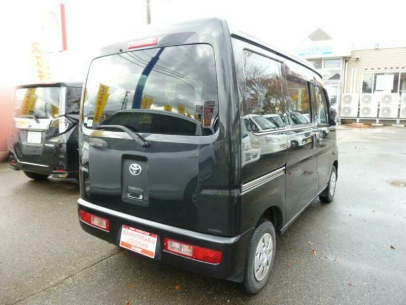 PIXIS VAN