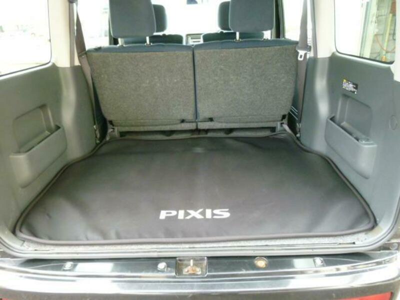 PIXIS VAN