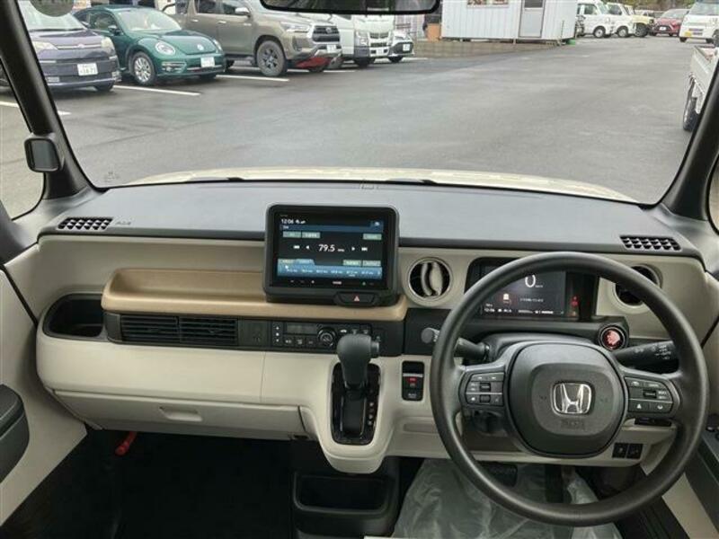 N BOX