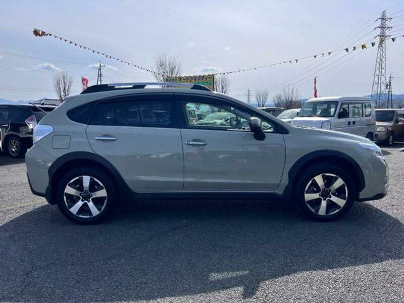 XV HYBRID