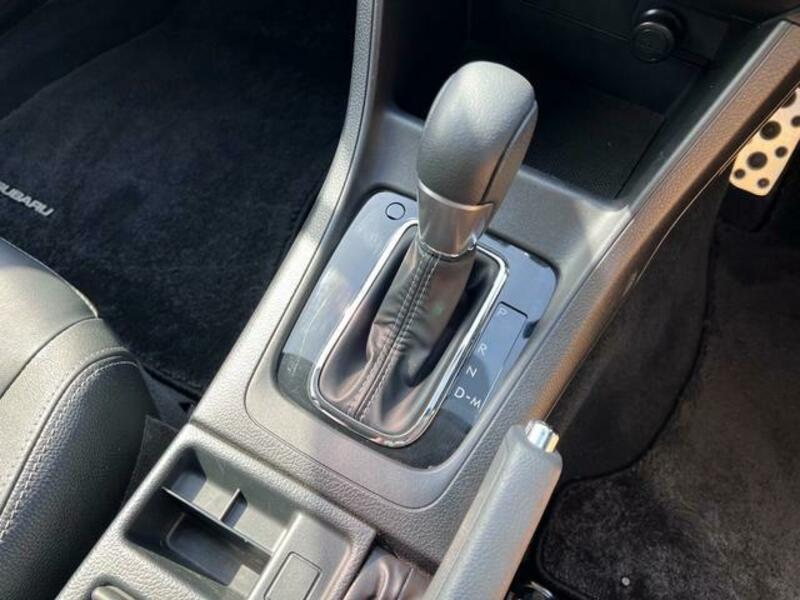 XV HYBRID