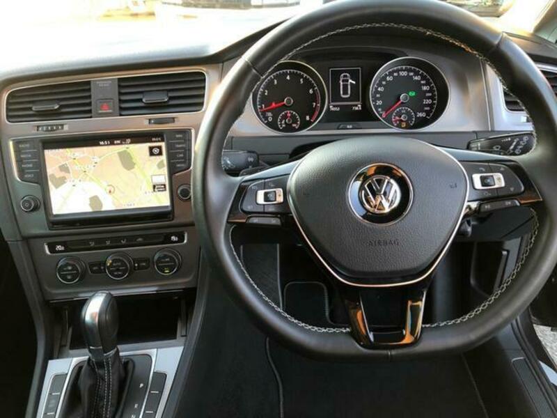 GOLF VARIANT