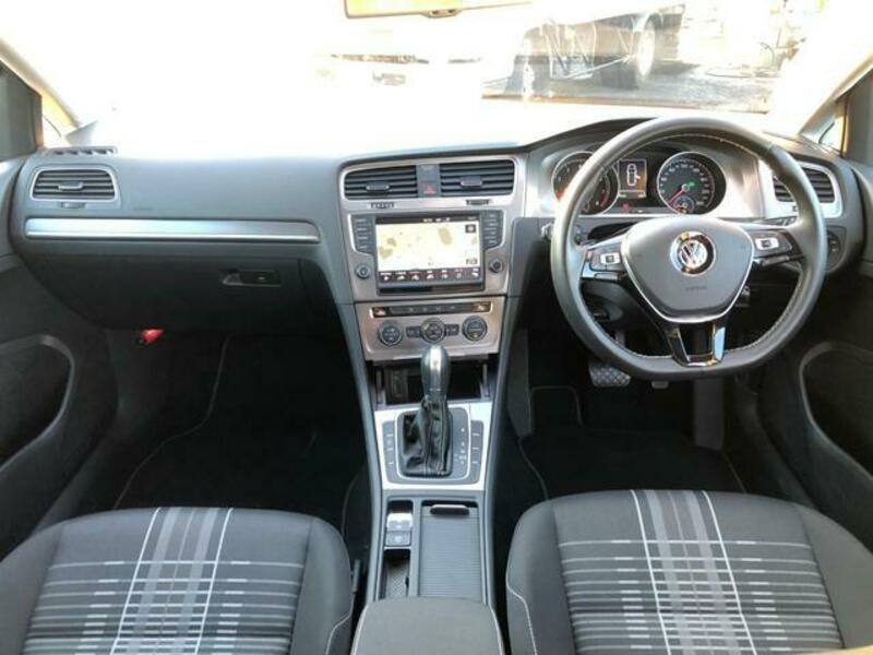 GOLF VARIANT