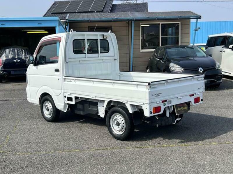 MINICAB TRUCK