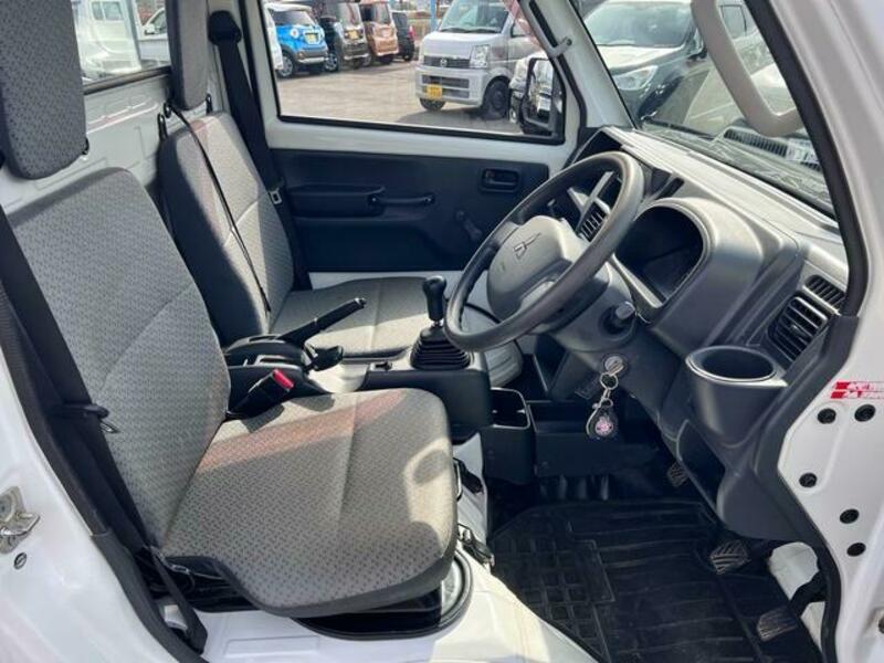 MINICAB TRUCK