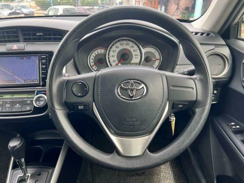 COROLLA FIELDER