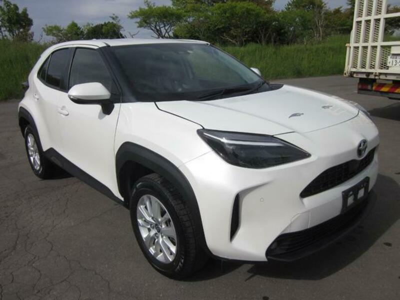 YARIS CROSS
