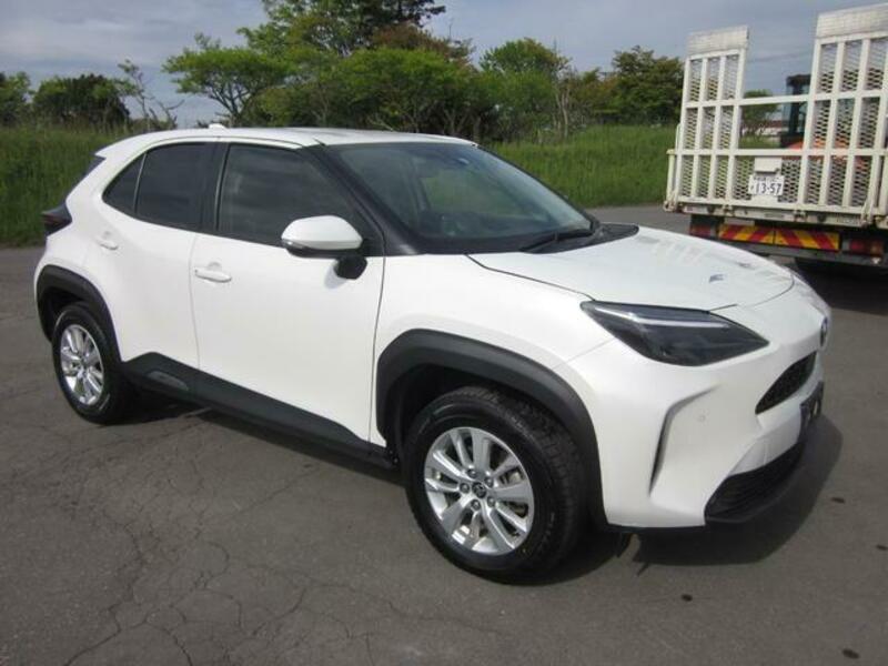 YARIS CROSS