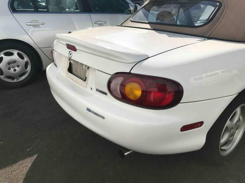 ROADSTER