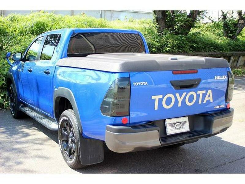 HILUX