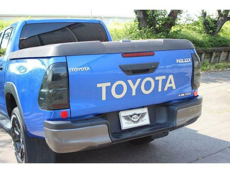 HILUX