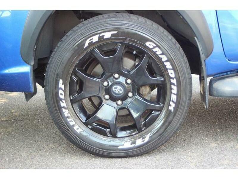HILUX
