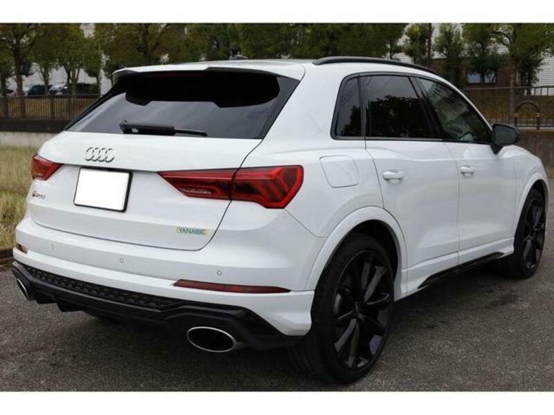 RS Q3