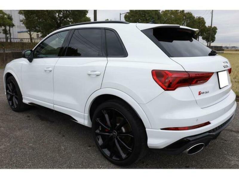 RS Q3