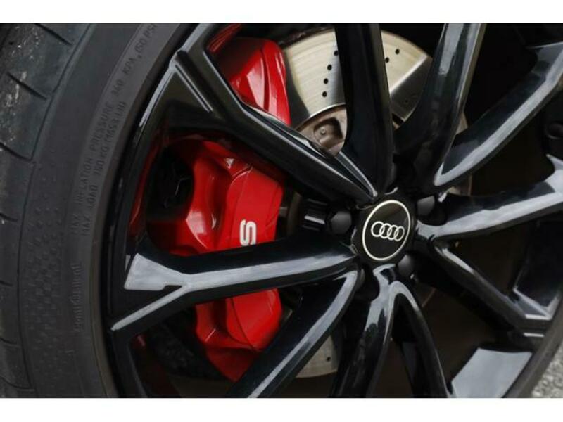 RS Q3