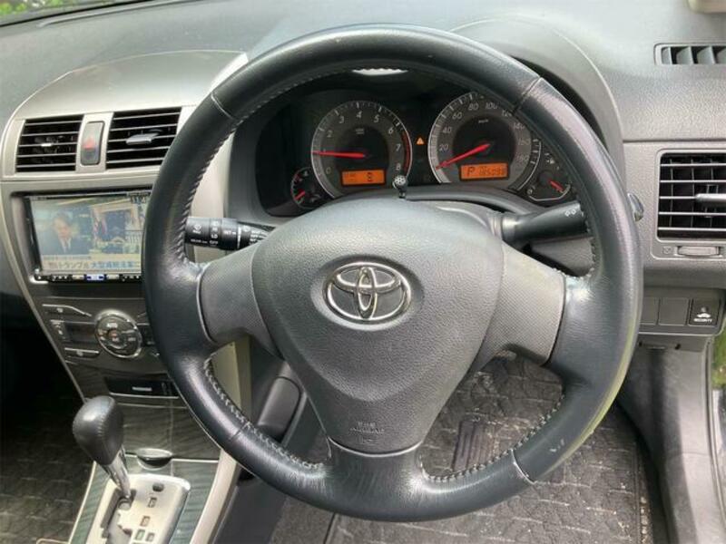 COROLLA FIELDER