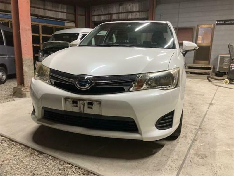 COROLLA AXIO