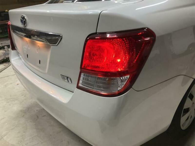 COROLLA AXIO