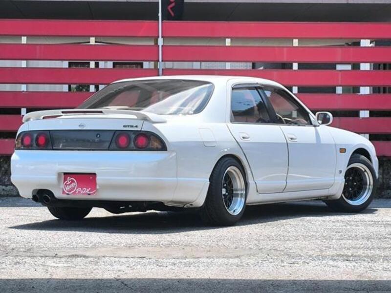 SKYLINE