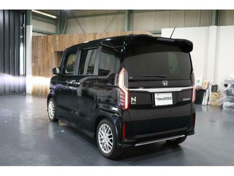 N BOX CUSTOM