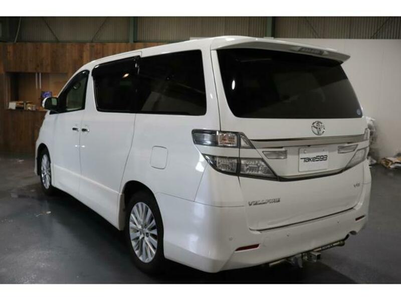 VELLFIRE