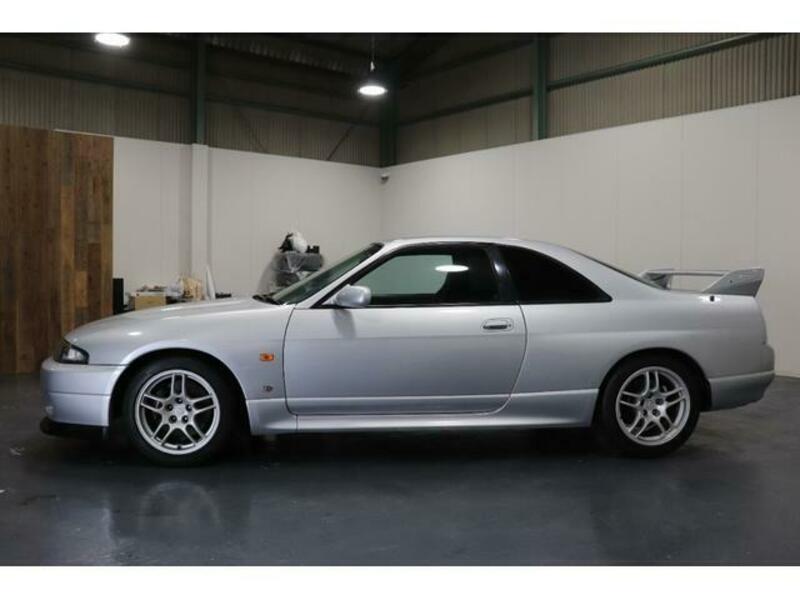 SKYLINE