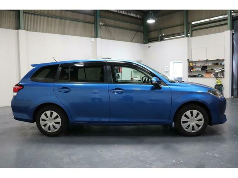 COROLLA FIELDER