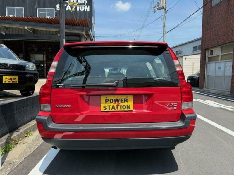 V70