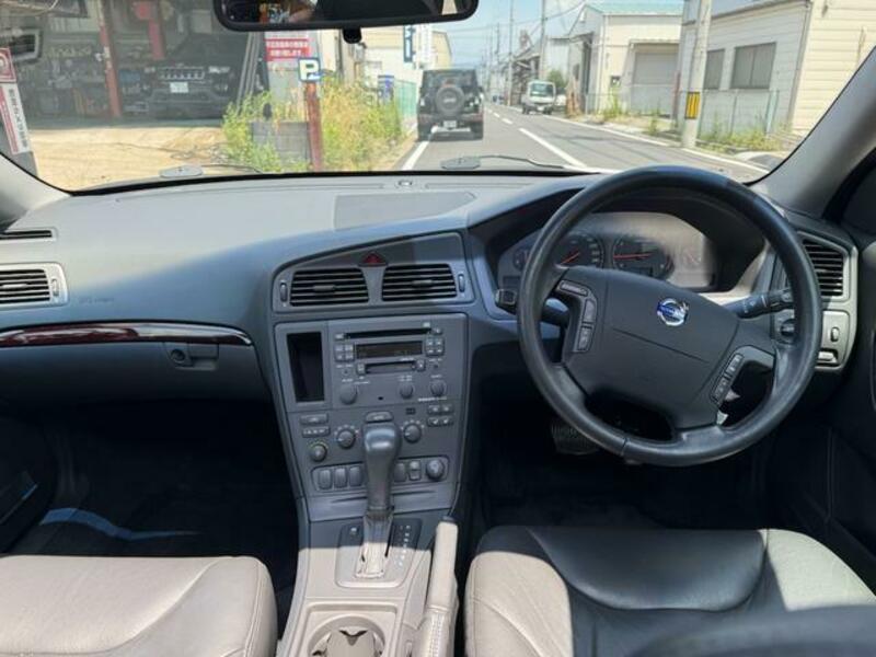 V70