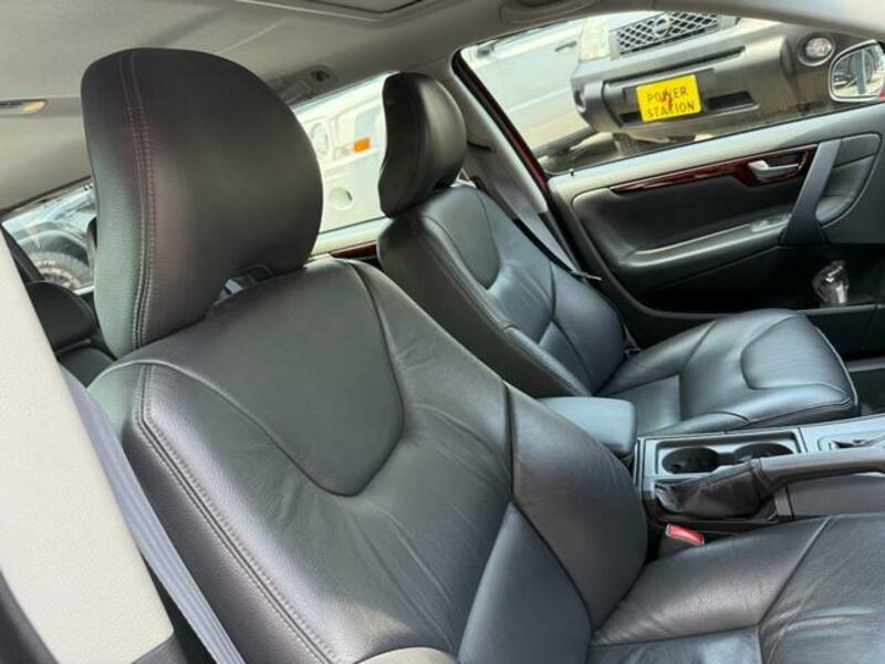 V70