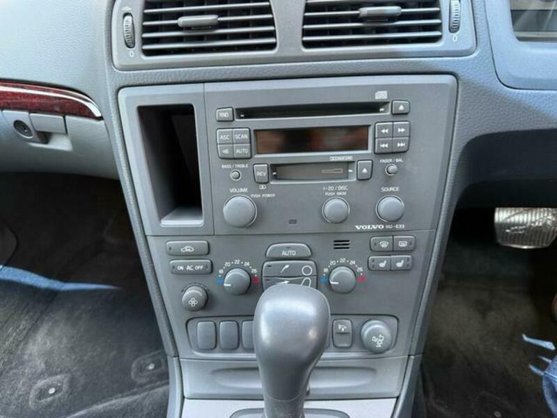 V70