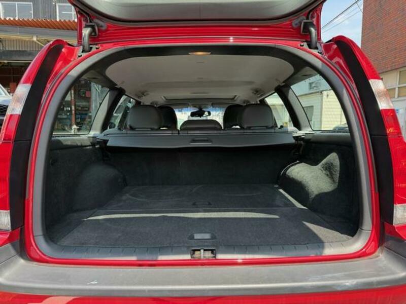 V70