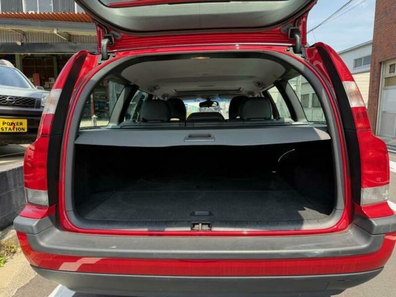 V70