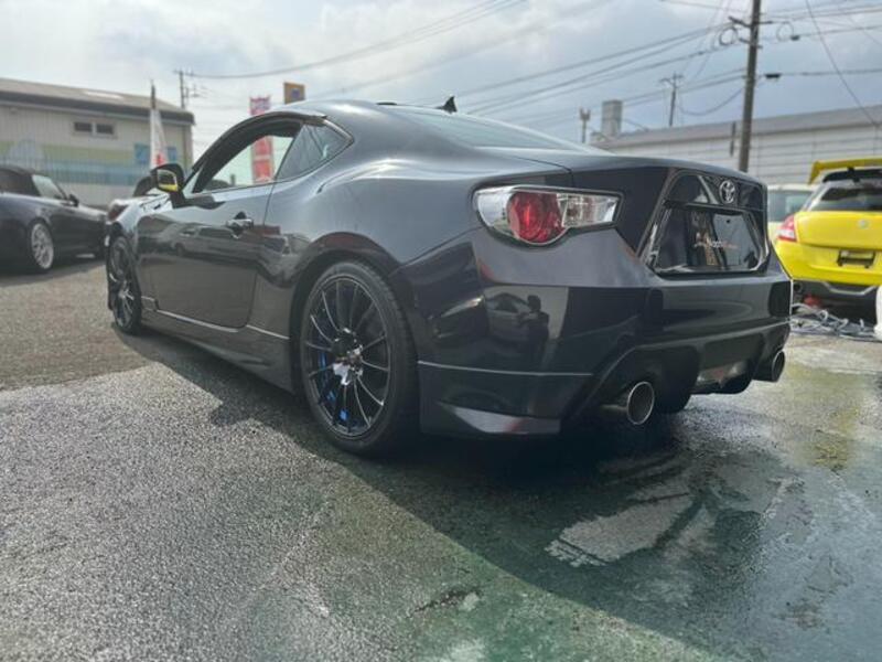 86