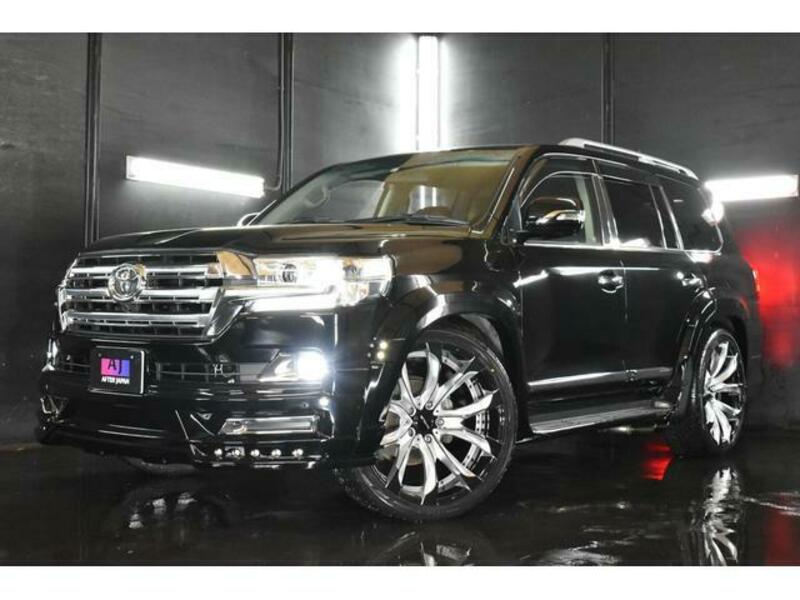 LAND CRUISER