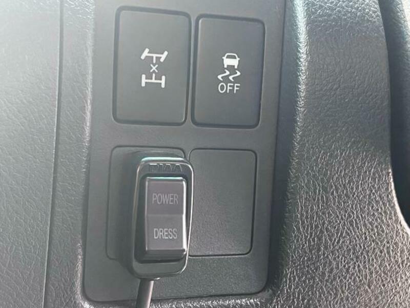 LAND CRUISER