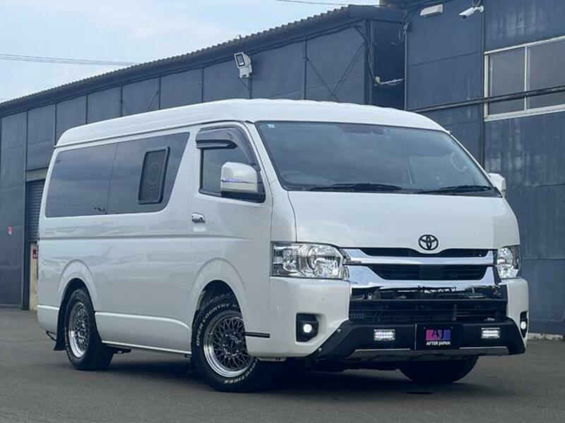 TOYOTA HIACE WAGON