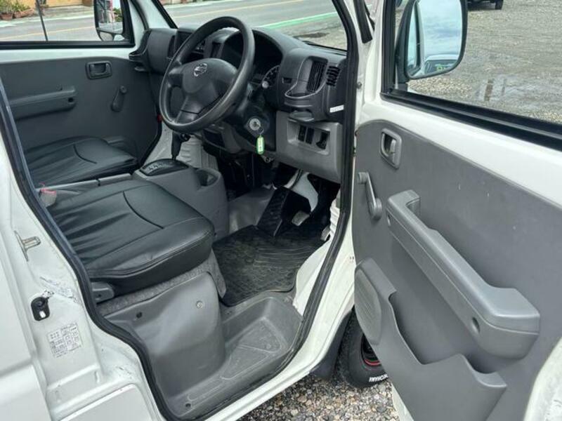 CLIPPER VAN