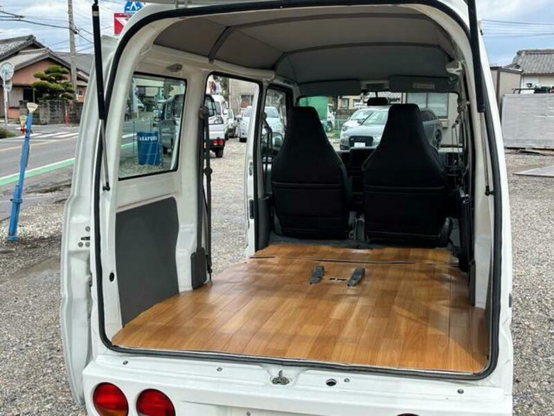 CLIPPER VAN