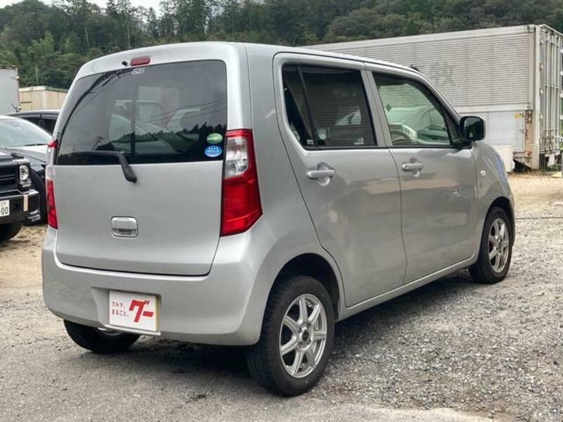 WAGON R