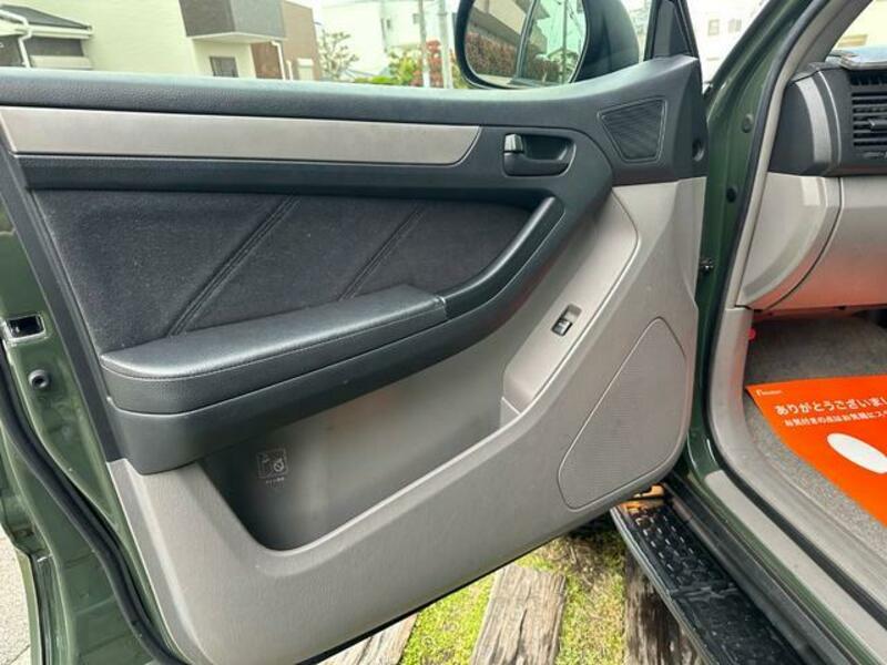 HILUX SURF