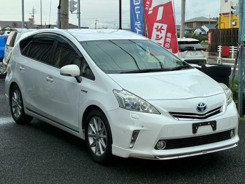 PRIUS ALPHA