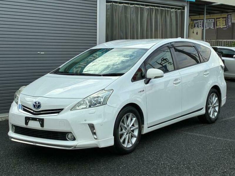 PRIUS ALPHA