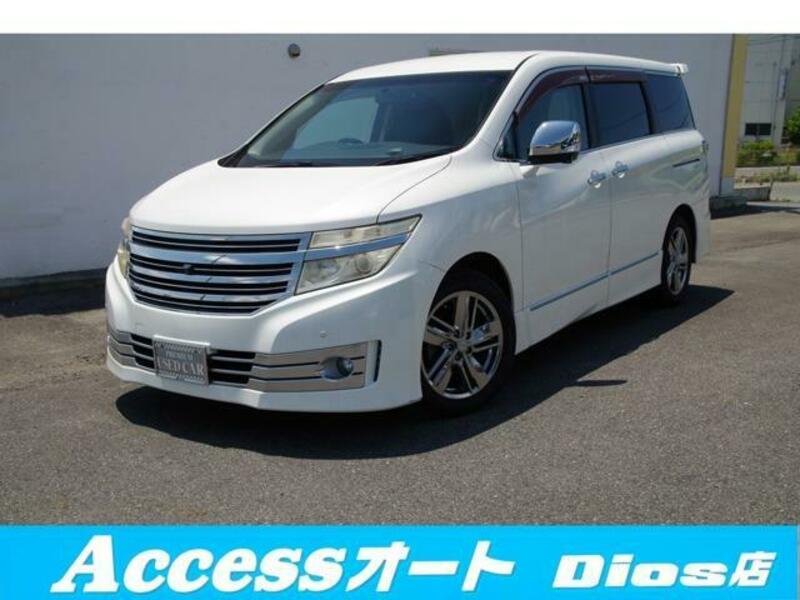 NISSAN ELGRAND