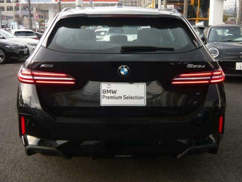 5 SERIES