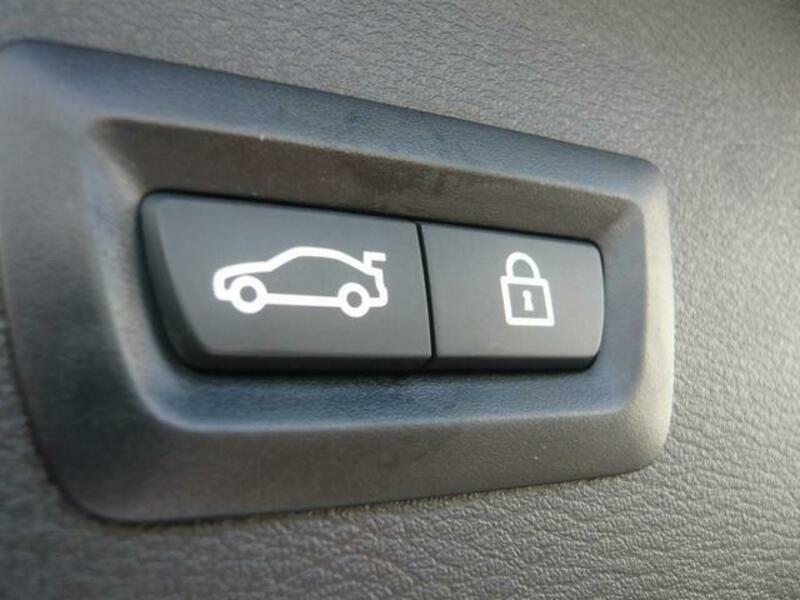 X1
