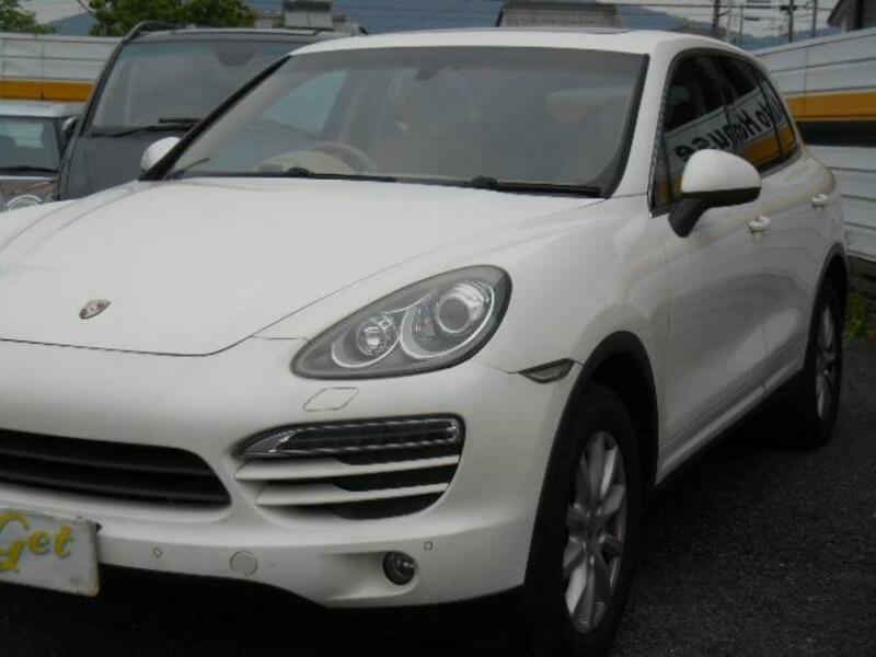 CAYENNE